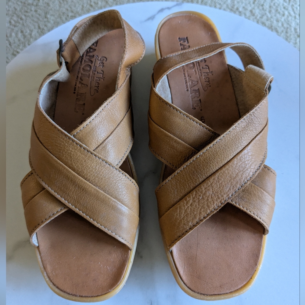 Famolare 'Chris Cross' Sandals- Cognac, Size 9, New w/out Box - Picture 4 of 4